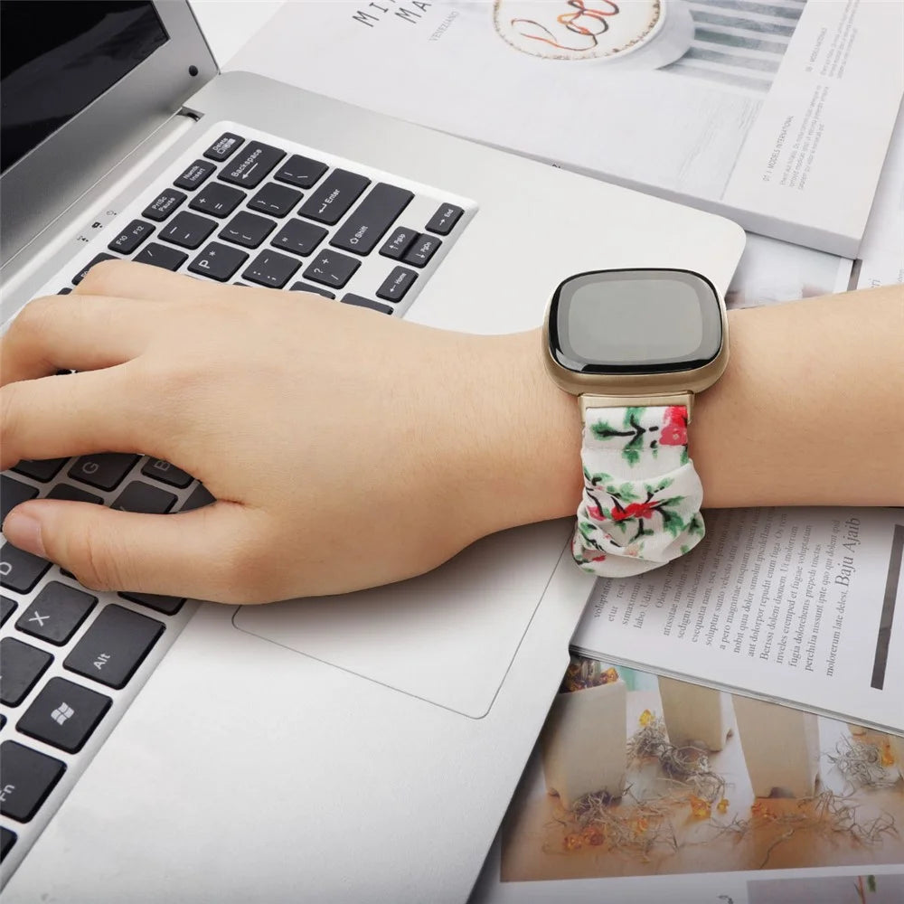 For Fitbit Versa 4 / Sense 2 Elastic Scrunchie Watch Band Fabric Pattern Printed Hair Band Strap Bracelet - White / Red Flower - 7