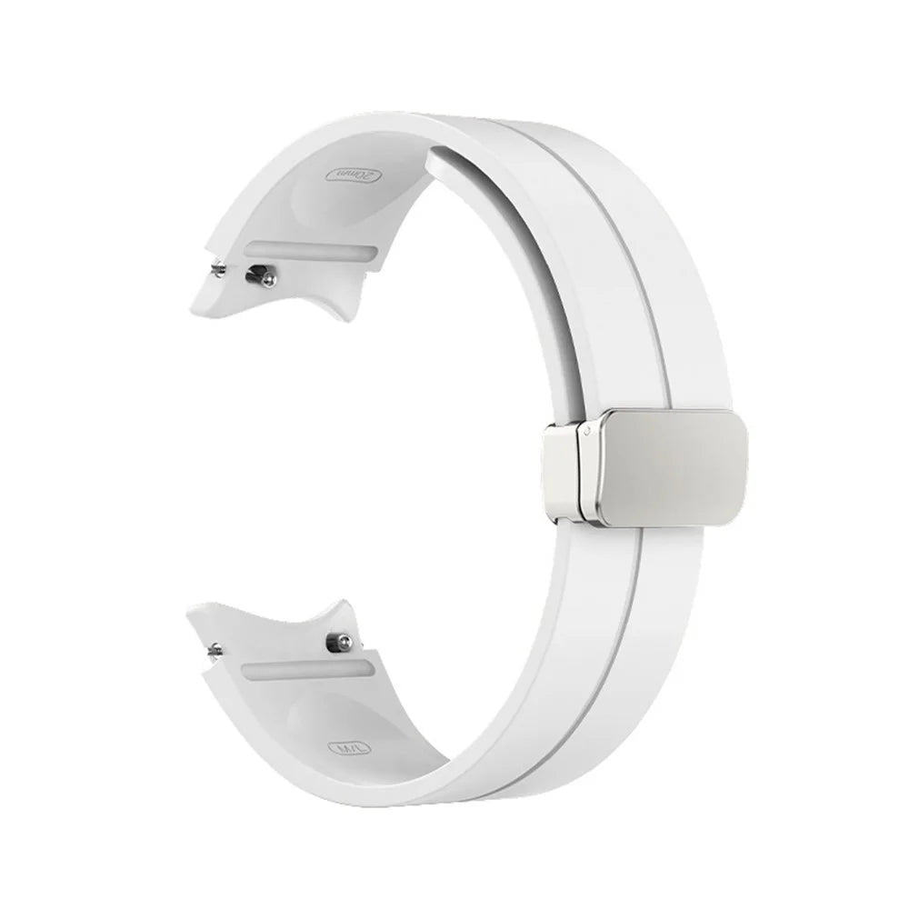 For Samsung Galaxy Watch6 40mm 44mm / Watch6 Classic 43mm 47mm / Watch 5 40mm 44mm / 5 Pro 45mm / Watch4 40mm 44mm Silicone Wrist Band Adjustable Replacement Smartwatch Strap with Silver Buckle - White - 2