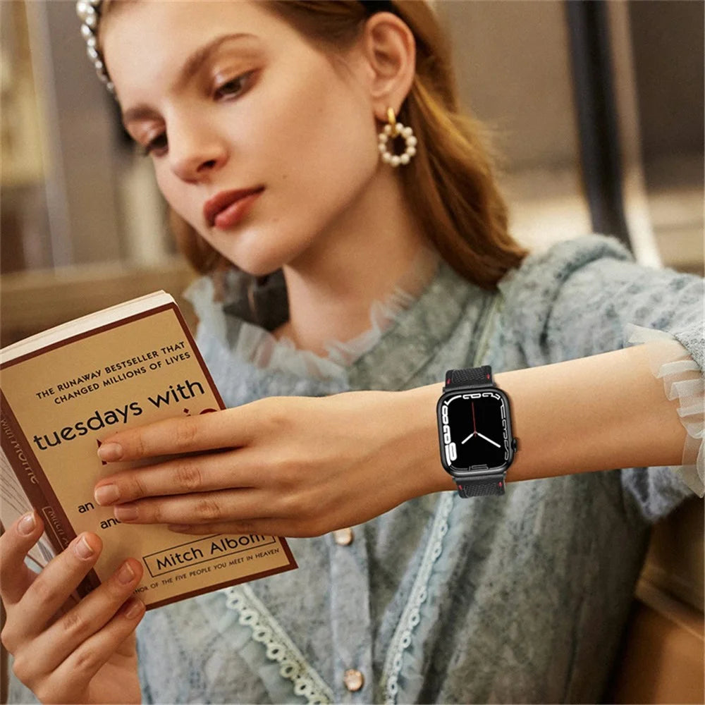 For Apple Watch Ultra 2 49mm / Series 9 45mm / SE (2023) 44mm / Ultra 49mm / 8 7 45mm / 6 5 4 SE (2022) SE 44mm / 3 2 1 42mm Watch Band Stitching Canvas Nylon + Top Grain Leather Wrist Strap - Black / Black Buckle - 7