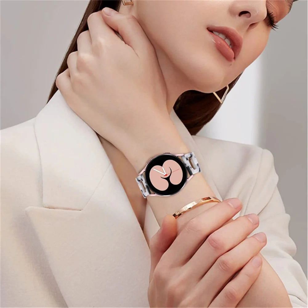 For Samsung Galaxy Watch4 Active 40mm / 44mm  /  Watch4 Classic 42mm / 46mm  /  Watch 5 40mm / 44mm Resin Watchband Stainless Steel Buckle D Shape Strap - Black White Mix - 4