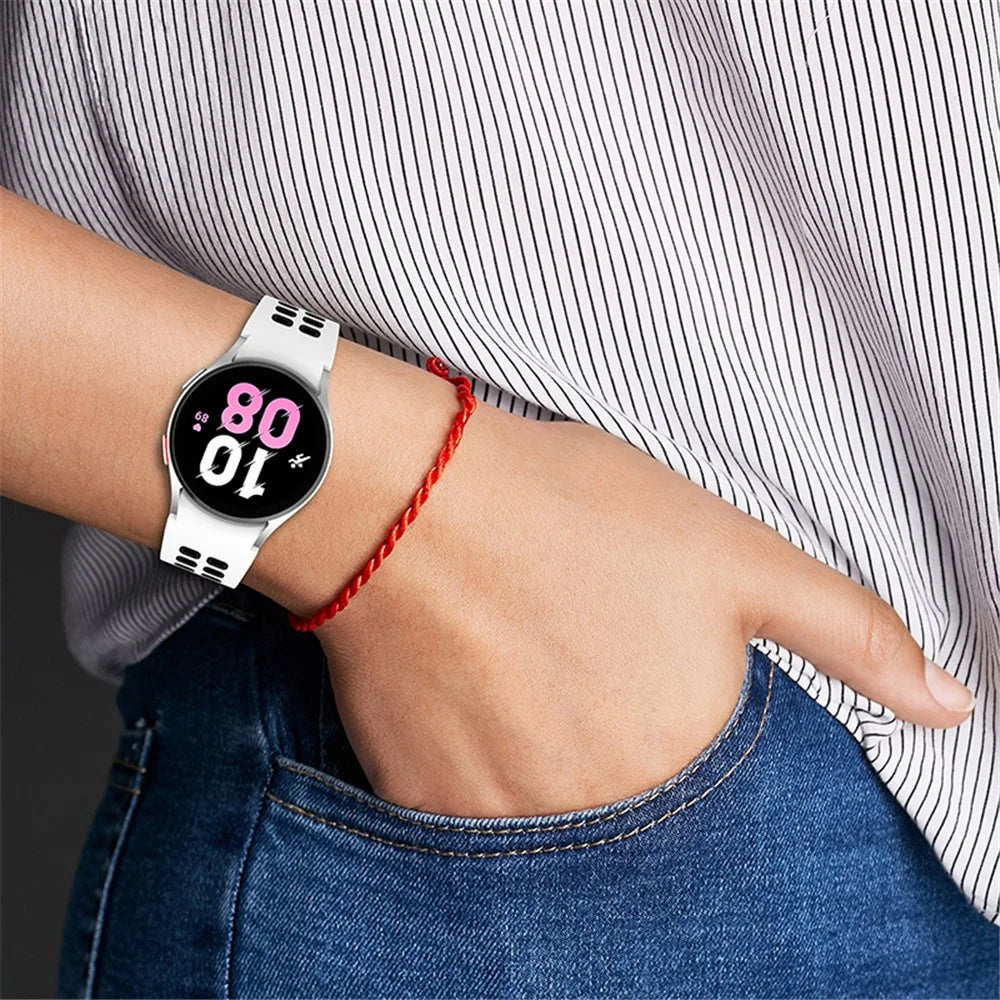 For Samsung Galaxy Watch3 41mm / Watch6 40mm 44mm / Watch6 Classic 43mm 47mm / Watch 5 40mm 44mm / 5 Pro 45mm / Watch4 40mm 44mm Silicone Watch Band Dual Color Strap - White / Black - 6