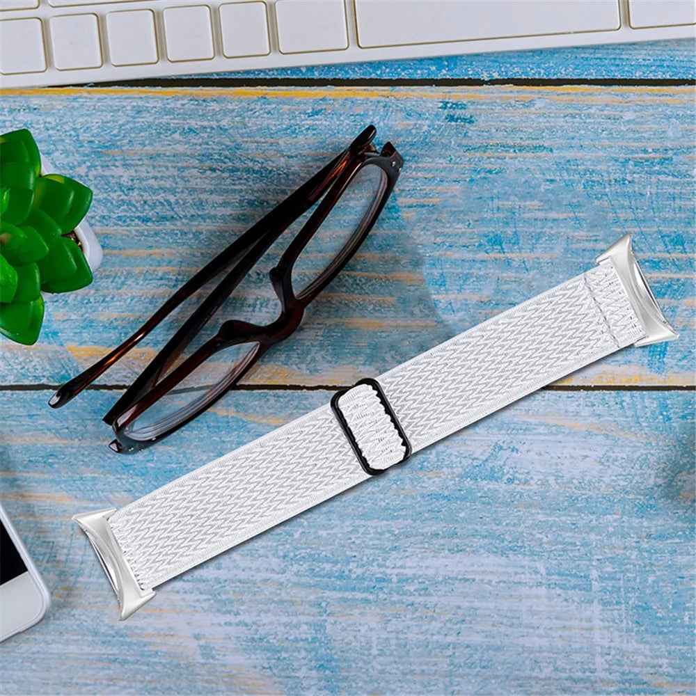 For Google Pixel Watch 4 41mm / Watch 3 41mm / Watch 2 / Watch Elastic Woven Soft Watch Strap Replacement Wrist Band (Silver Connector) - White - 4
