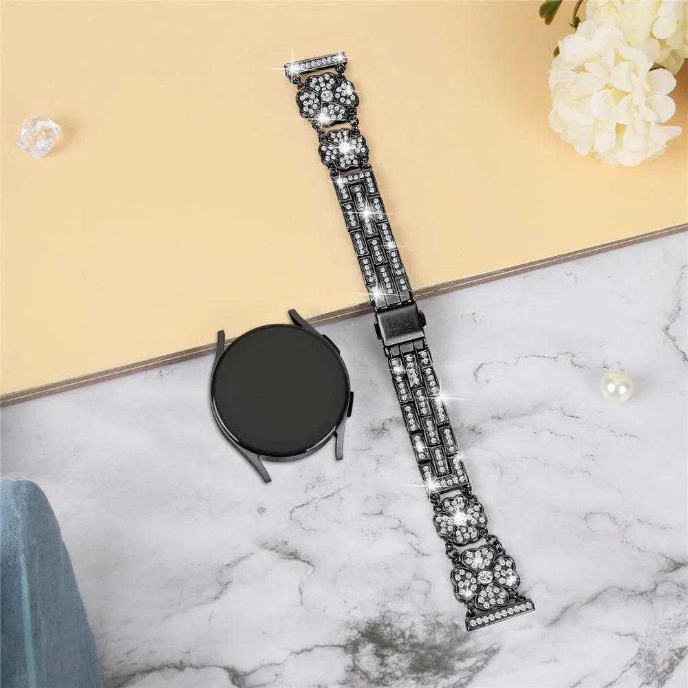 For Samsung Galaxy Watch6 40mm 44mm / Watch6 Classic 43mm 47mm / Watch 5 40mm 44mm / 5 Pro 45mm / Watch4 40mm 44mm Metal Watch Band 20mm Rhinestone Clover Wrist Strap - Black - 7