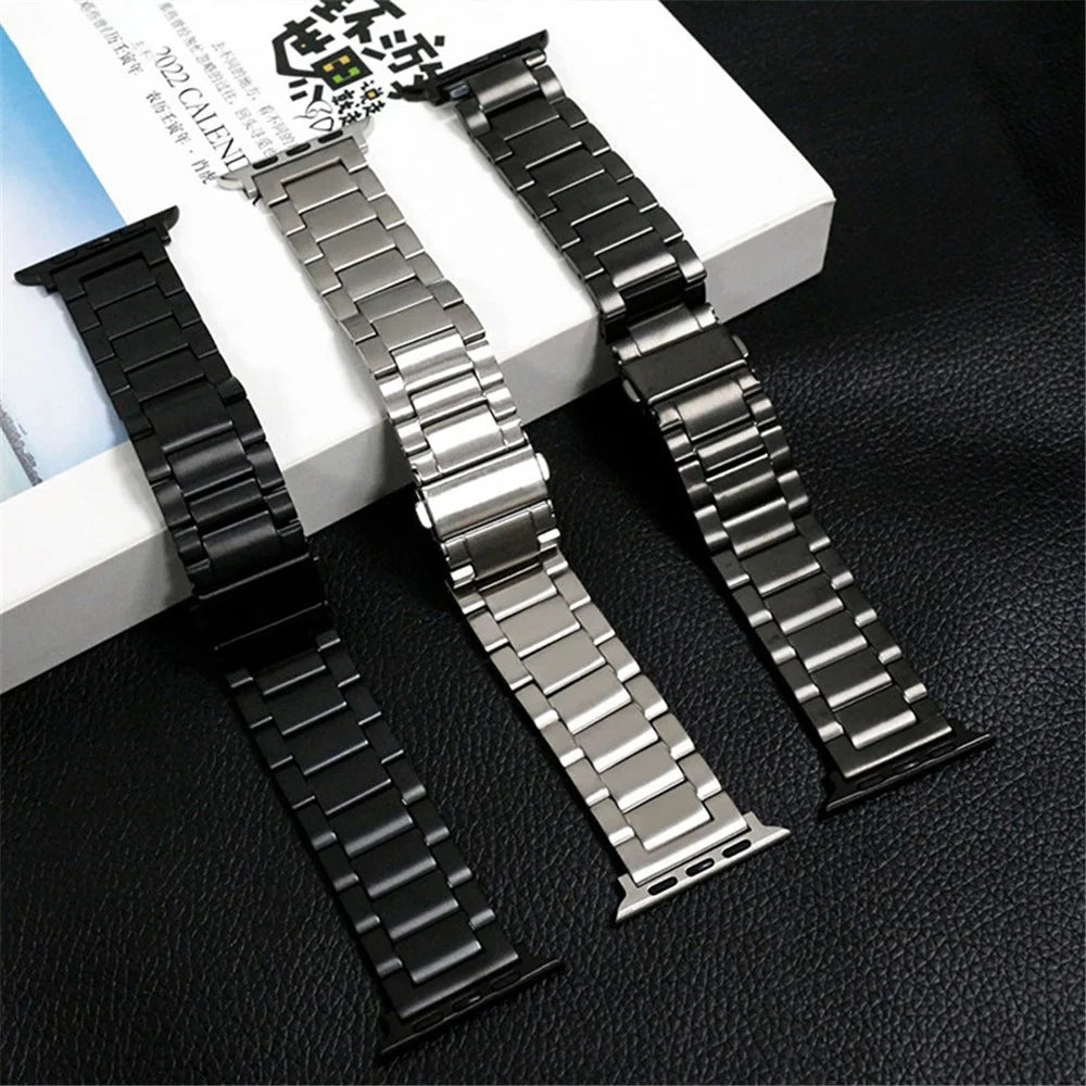 For Apple Watch Ultra 3 2 1 49mm / Series 11 10 46mm / 9 8 7 45mm / SE3 SE2 SE 6 5 4 44mm / 3 2 1 42mm Titanium Alloy Smartwatch Strap - Black - 5