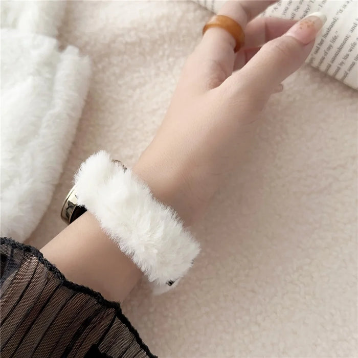 22mm Smart Watch Winter Plush Replacement Strap Magnetic Buckle Wrist Band - White - 5