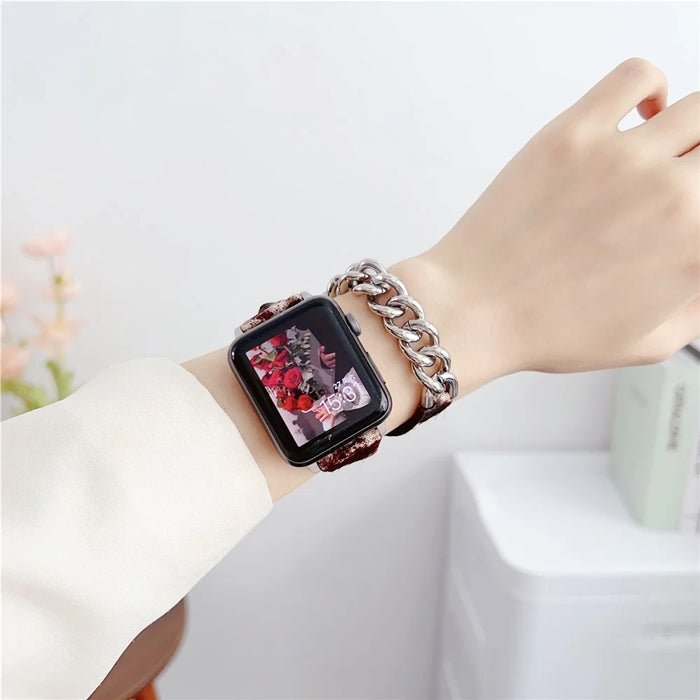 For Apple Watch Ultra 3 2 1 49mm / Series 11 10 46mm / 9 8 7 45mm / SE3 SE2 SE 6 5 4 44mm / 3 2 1 42mm Band Leather Strap - Black - 3