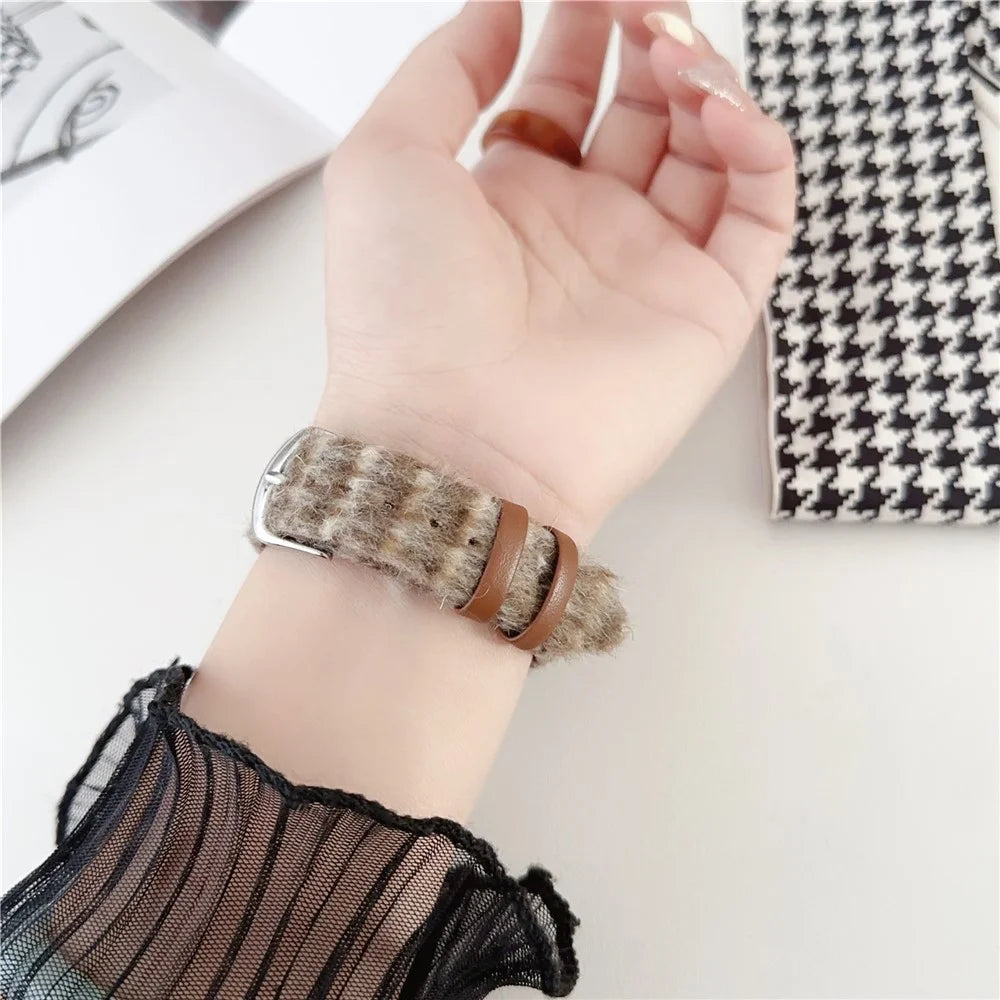 For Apple Watch Ultra 3 2 1 49mm / Series 11 10 46mm / 9 8 7 45mm / SE3 SE2 SE 6 5 4 44mm / 3 2 1 42mm Woolen Winter Watch Straps - Coffee - 5