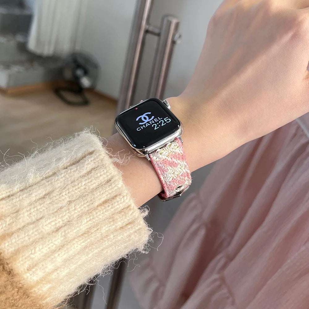 For Apple Watch Series 11 10 42mm / 9 8 7 41mm / SE3 SE2 SE 6 5 4 40mm / 3 2 1 38mm Watch Band Woolen+Leather Strap - Pink+White - 4