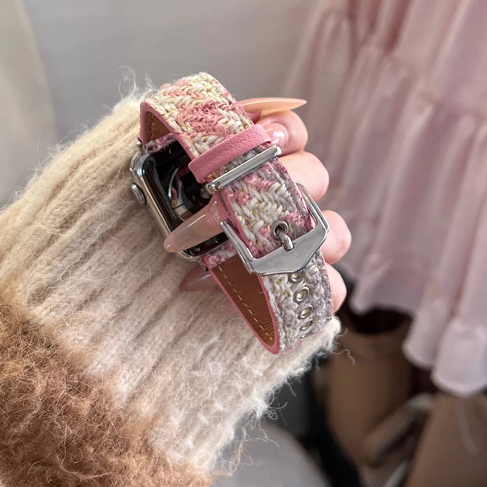 For Apple Watch Ultra 3 2 1 49mm / Series 11 10 46mm / 9 8 7 45mm / SE3 SE2 SE 6 5 4 44mm / 3 2 1 42mm Stylish Art Woolen Wristband Strap - Pink+White - 3