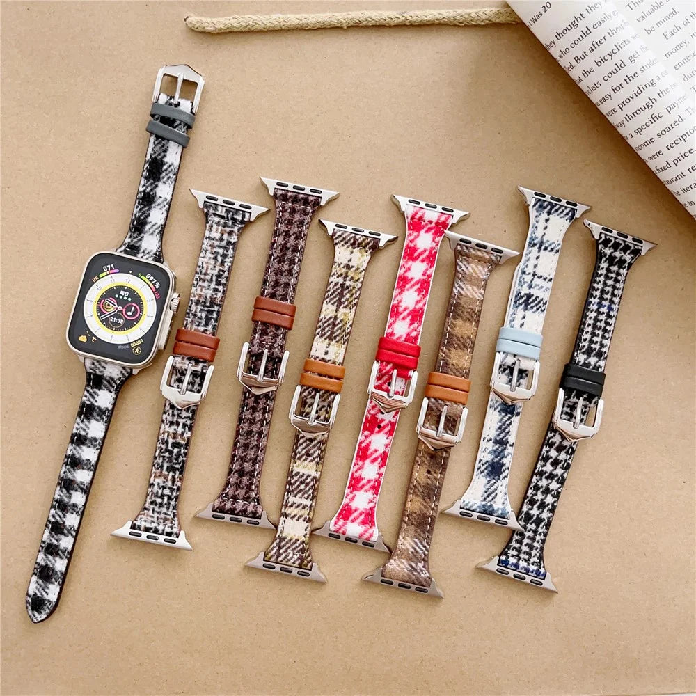 For Apple Watch Series 11 10 42mm / 9 8 7 41mm / SE3 SE2 SE 6 5 4 40mm / 3 2 1 38mm Woolen Watch Band - Coffee / White - 5
