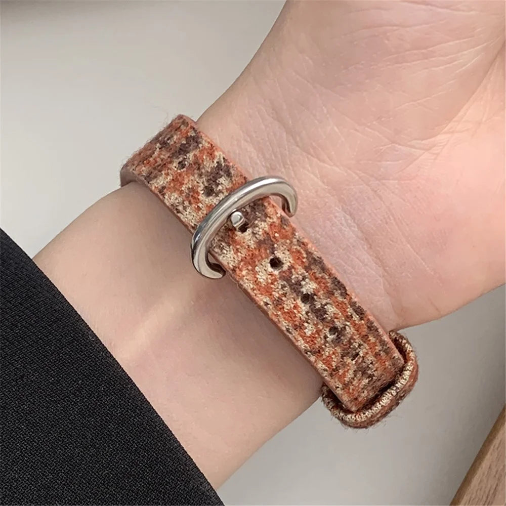 For Apple Watch Series 11 10 42mm / 9 8 7 41mm / SE3 SE2 SE 6 5 4 40mm / 3 2 1 38mm Woolen Replacement Band - Brown - 5