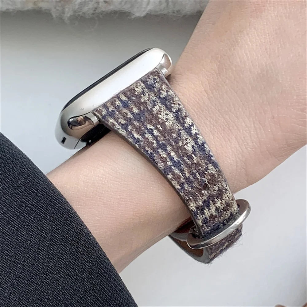For Apple Watch Ultra 3 2 1 49mm / Series 11 10 46mm / 9 8 7 45mm / SE3 SE2 SE 6 5 4 44mm / 3 2 1 42mm Woolen Watch Band - Black Coffee - 3