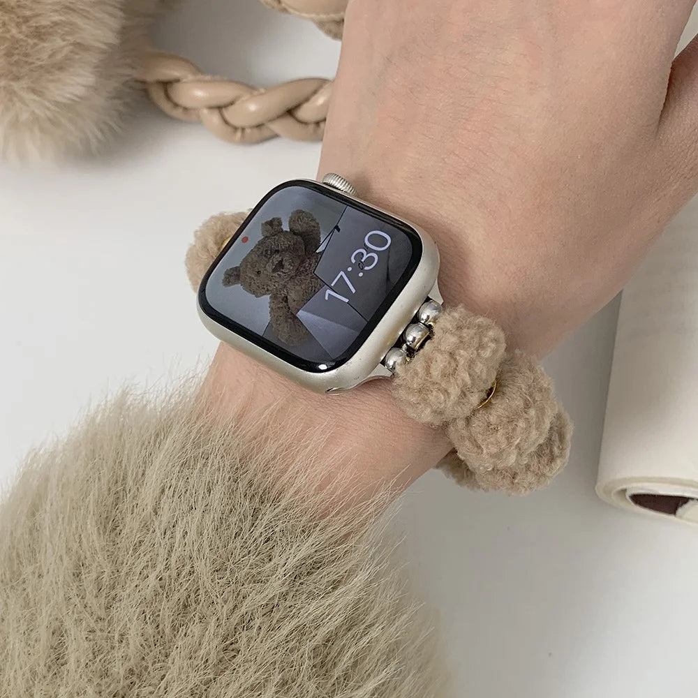 For Apple Watch Ultra 3 2 1 49mm / Series 11 10 46mm / 9 8 7 45mm / SE3 SE2 SE 6 5 4 44mm / 3 2 1 42mm Plush Watch Strap - Khaki - 4