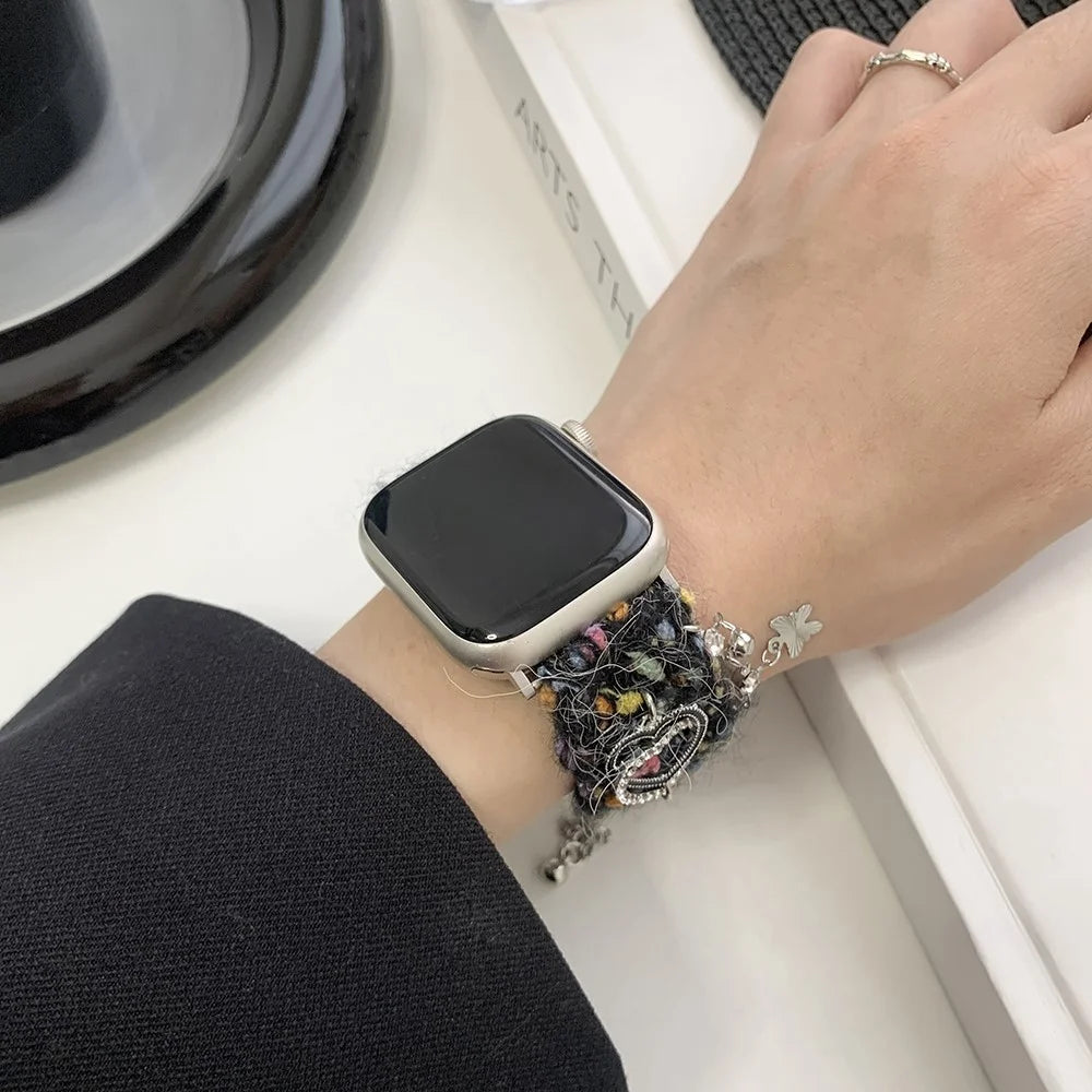 For Apple Watch Series 11 10 42mm / 9 8 7 41mm / SE3 SE2 SE 6 5 4 40mm / 3 2 1 38mm Bracelet Plush Watch Strap - Black - 4