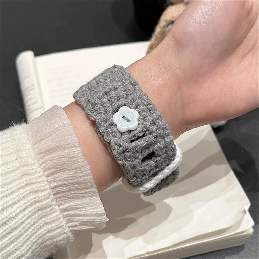 For Apple Watch Series 11 10 42mm / 9 8 7 41mm / SE3 SE2 SE 6 5 4 40mm / 3 2 1 38mm Velvet Cotton Watch Band - Grey - 4