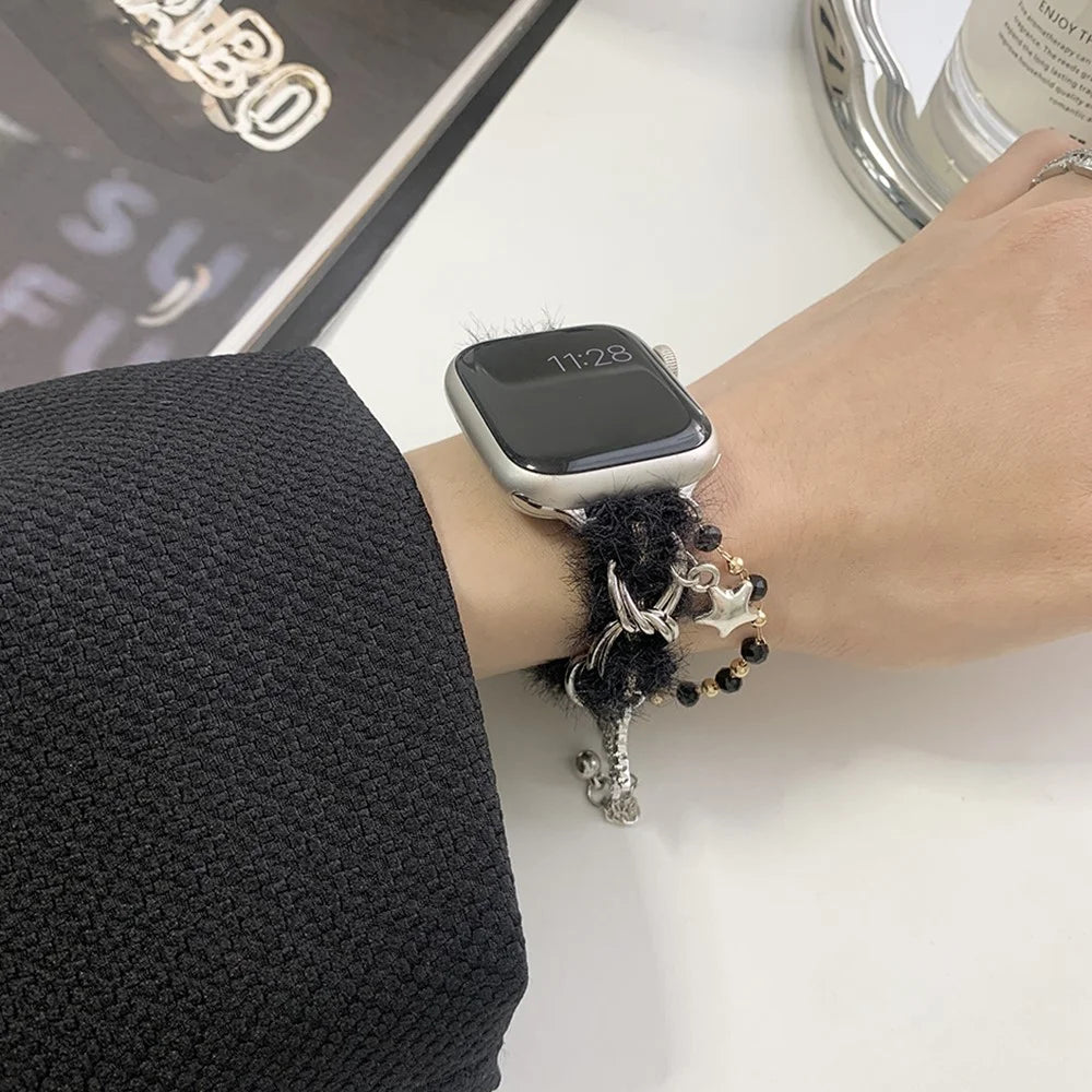 For Apple Watch Series 11 10 42mm / 9 8 7 41mm / SE3 SE2 SE 6 5 4 40mm / 3 2 1 38mm Adjustable Plush Watch Strap - Black+Silver - 4
