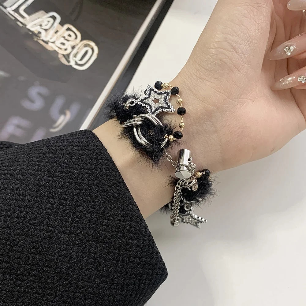 For Apple Watch Series 11 10 42mm / 9 8 7 41mm / SE3 SE2 SE 6 5 4 40mm / 3 2 1 38mm Adjustable Plush Watch Strap - Black+Silver - 6