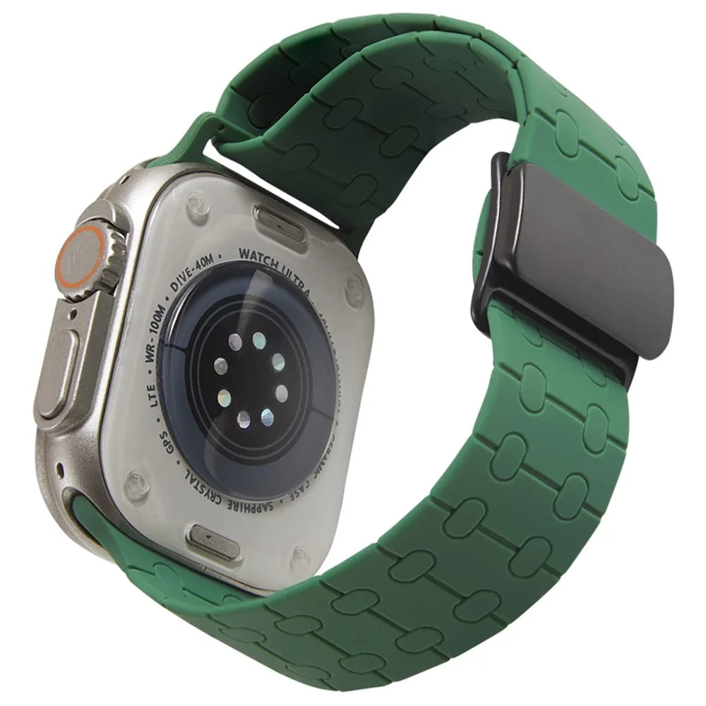 For Apple Watch Ultra 3 2 1 49mm / Series 11 10 46mm / 9 8 7 45mm / SE3 SE2 SE 6 5 4 44mm / 3 2 1 42mm Liquid Silicone Strap - Blackish Green - 1