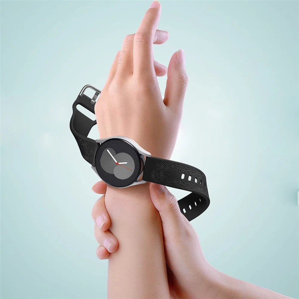 For Garmin Vivomove 3 / Forerunner 645 / Samsung Gear S2 Classic Universal 20mm Carving Flower Silicone Watch Strap - Black - 6