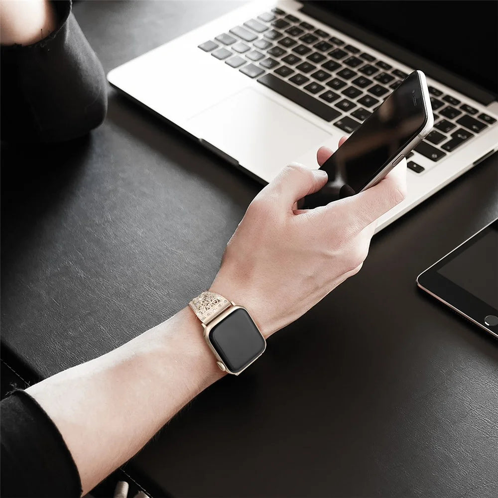 For Apple Watch Ultra 3 2 1 49mm / Series 11 10 46mm / 9 8 7 45mm / SE3 SE2 SE 6 5 4 44mm / 3 2 1 42mm Floral Slider Bracelet Strap - Retro Gold - 7