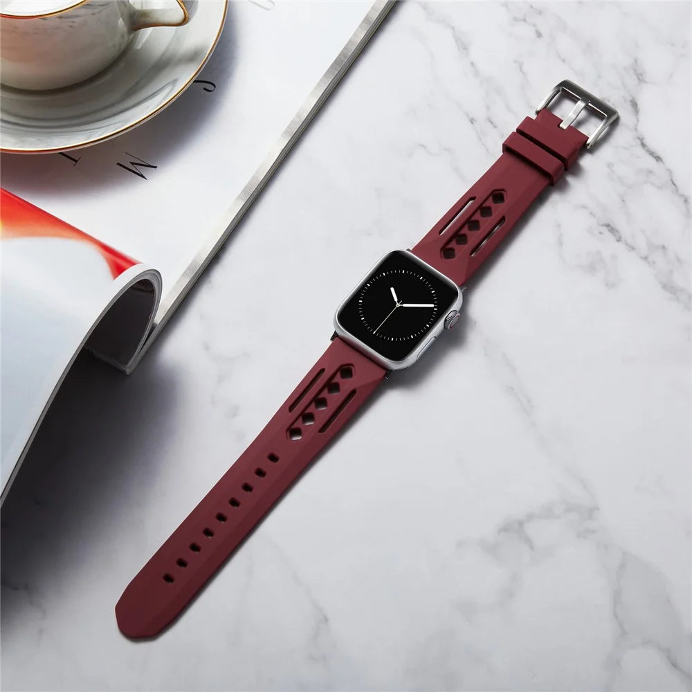 For Apple Watch Ultra 3 2 1 49mm / Series 11 10 46mm / 9 8 7 45mm / SE3 SE2 SE 6 5 4 44mm / 3 2 1 42mm Silicone Watch Band Hollow - Wine Red - 4
