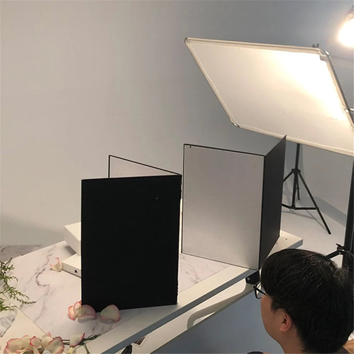 A3 Size Two-Fold Light Reflector Board Photography Reflector Cardboard Light Diffuser Paperboard (Green and White) - 2
