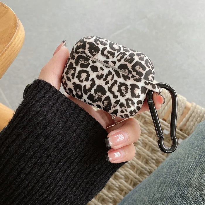 For Apple AirPods Pro 2 Charging Case Cover Leopard Print Pattern TWS Earbuds Silicone Case with Buckle - 1