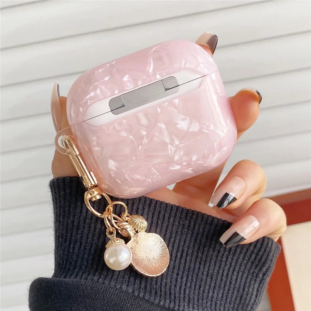 For AirPods 4 Case Shell Pattern Earphone TPU Protective Cover with Shell Pendant - 1