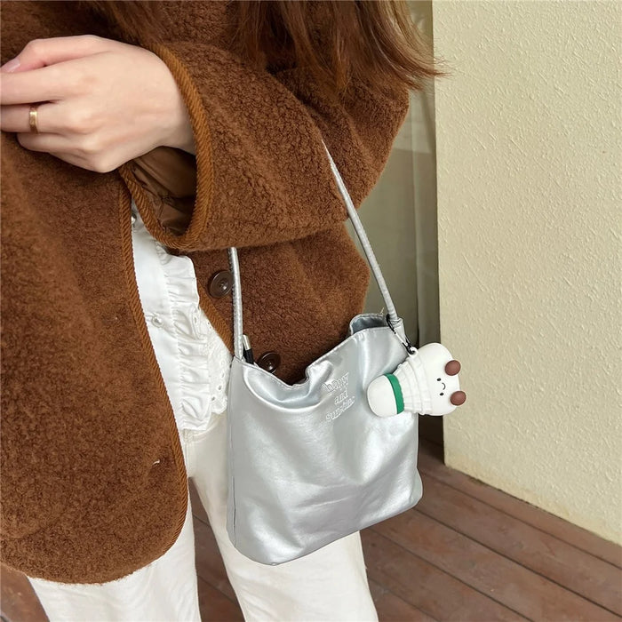 Earphone Case for Apple AirPods with Wireless Charging Case (2019)  /  AirPods with Charging Case (2019)  /  (2016) Badminton Shape - 4