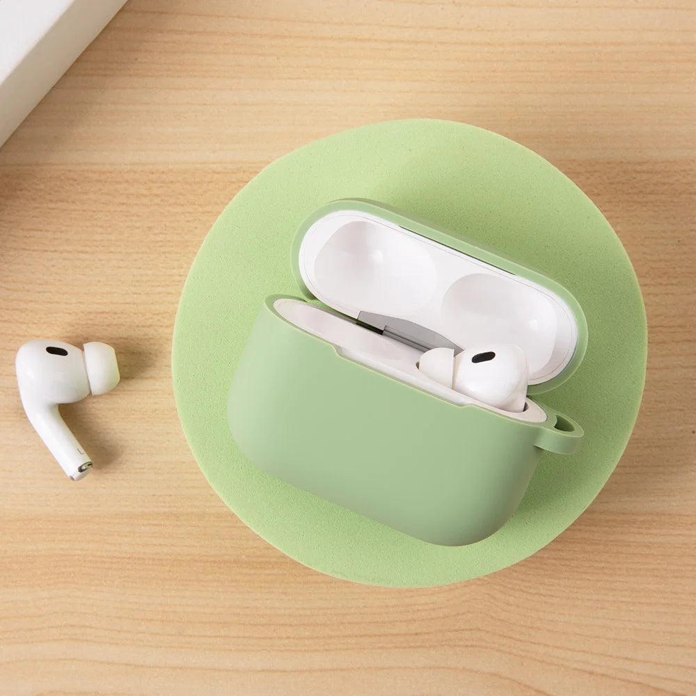 For AirPods Pro 3 Silicone Case Soft Wireless Earbud Organizer Cover Thickness 2.0mm with Carabiner - Matcha Green - 2