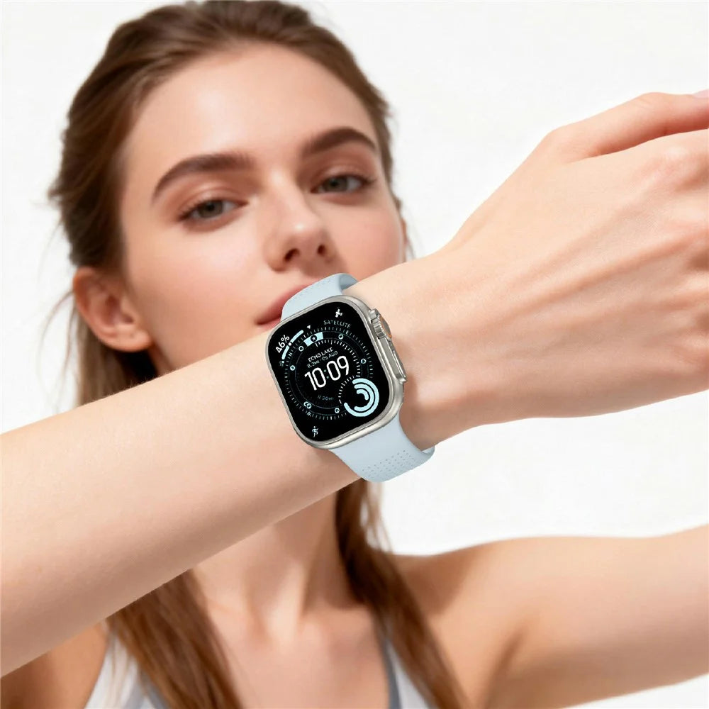 Luminous Fluorubber Strap for Apple Watch Ultra 3 2 1 49mm / Series 11 10 46mm / 9 8 7 45mm / SE3 SE2 SE 6 5 4 44mm / 3 2 1 42mm Dotted Night Glow Watch Band - Mint Blue - 5