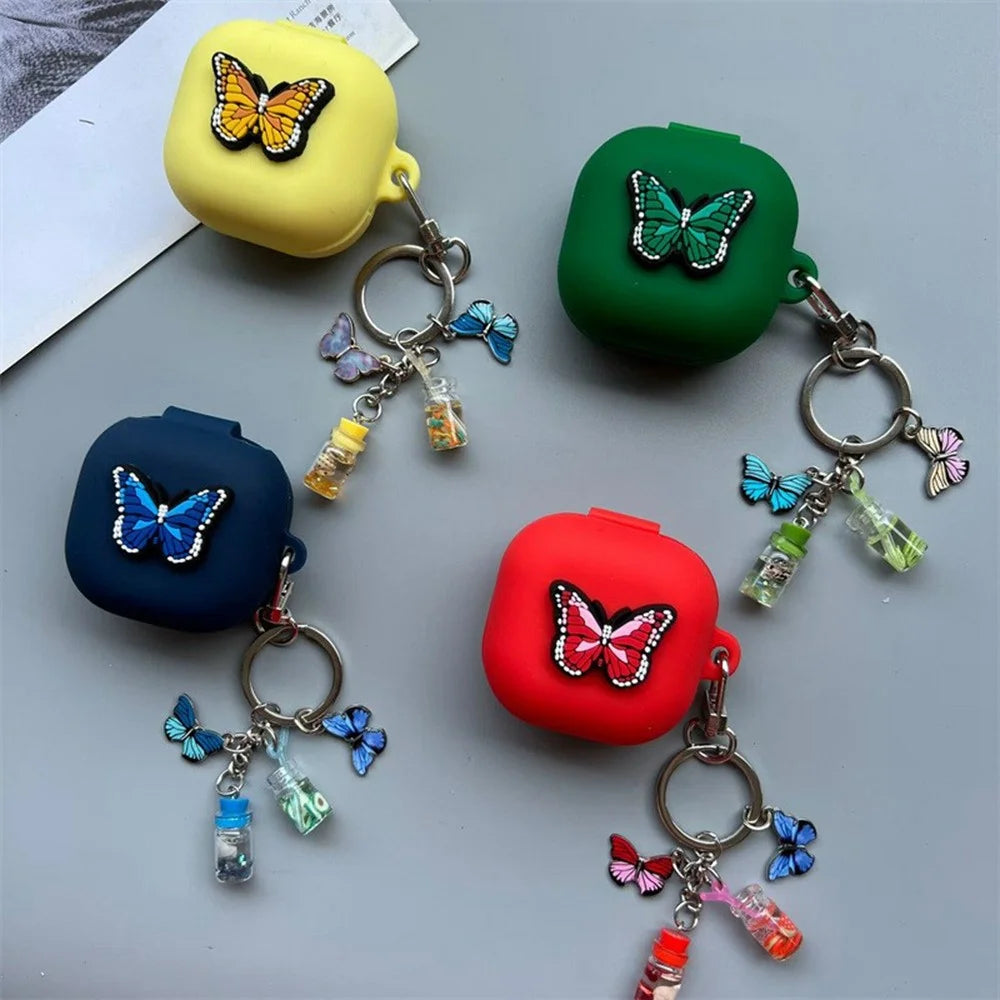 For Samsung Galaxy Buds4 / Buds4 Pro Silicone Case Butterfly Decor Earphone Cover with Metal Keychain Pendant - White - 3