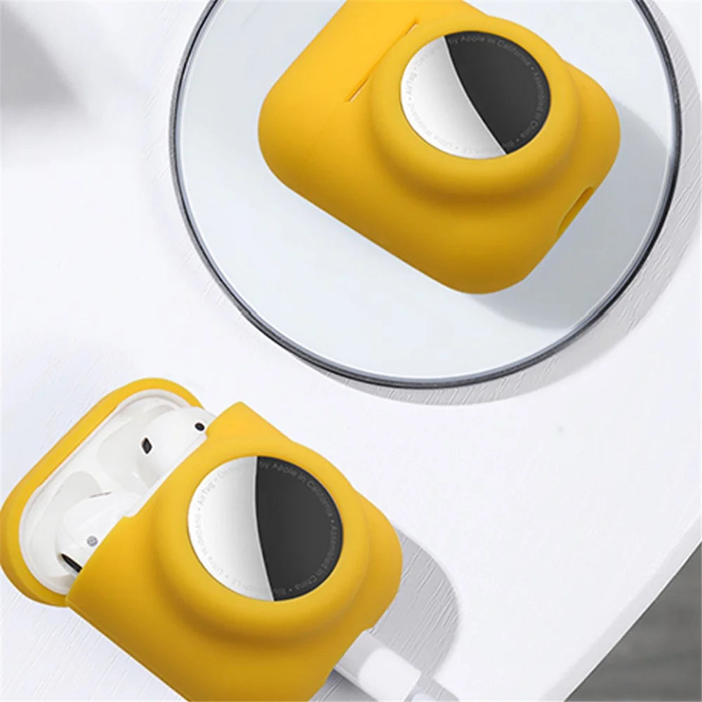 For AirPods with Wireless Charging Case (2019)/AirPods with Charging Case (2019)/(2016) + for AirTag 2-in-1 Silicone Protective Cover Case with Earphone Anti-lost Rope - Luminous Green/White Rope - 3