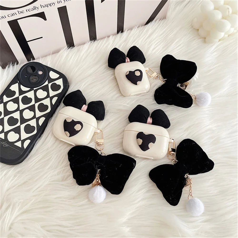For Apple AirPods with Charging Case (2016)/(2019) / AirPods with Wireless Charging Case (2019) Cute TPU Protective Cover Bluetooth-compatible Earphone Case Sleeve with Plush Big Bow Pendant - 2
