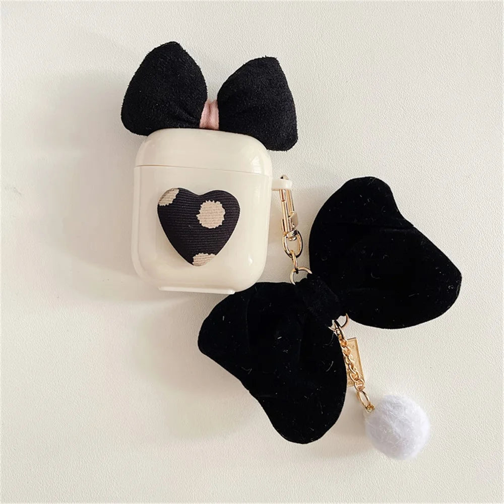For Apple AirPods with Charging Case (2016)/(2019) / AirPods with Wireless Charging Case (2019) Cute TPU Protective Cover Bluetooth-compatible Earphone Case Sleeve with Plush Big Bow Pendant - 4