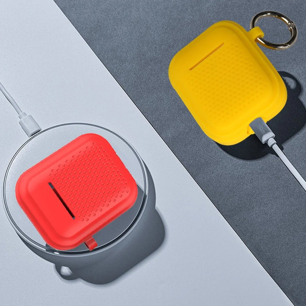 Silicone Case for AirPods with Charging Case (2016) / (2019) / AirPods with Wireless Charging Case (2019) Earphone Cover with Ring Buckle - Black - 3