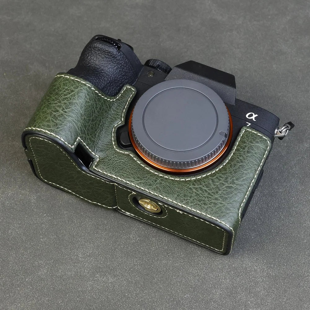 For Sony Alpha 7 Mark V / A7R V Camera Case Litchi PU Leather Protective Cover with Battery Access - Green - 5
