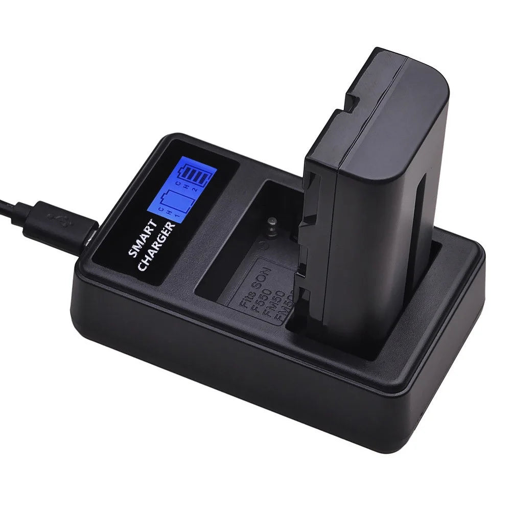 F550 For Sony NP-FM500H / NP-FM50 / NP-F550 Intelligent LCD Display Camera Battery Charger USB Cable Dual-Slot Charger - 3