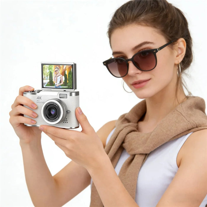 LK007 2.4 Inch Flip Screen High Definition Digital Camera 8X Zoom CCD Camcorder with 32G Memory Card + Card Reader - 2