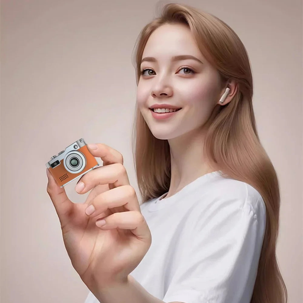 DC26 64MP 1080P 0.96 inch Mini Retro CCD HD Digital Camera Portable Travel Photography - Orange - 2