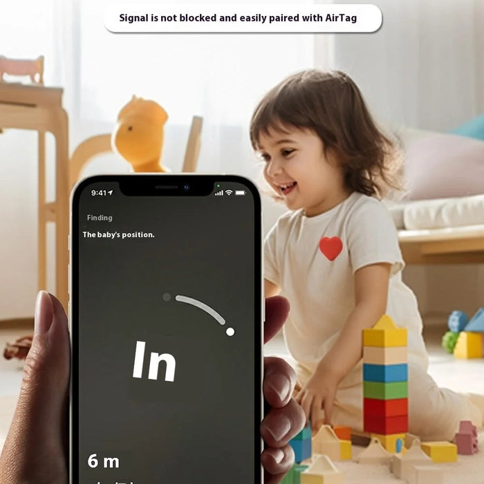 For Apple AirTag Silicone Case Heart Shaped Brooch Style Bluetooth-compatible Tracker Protective Cover - White - 2