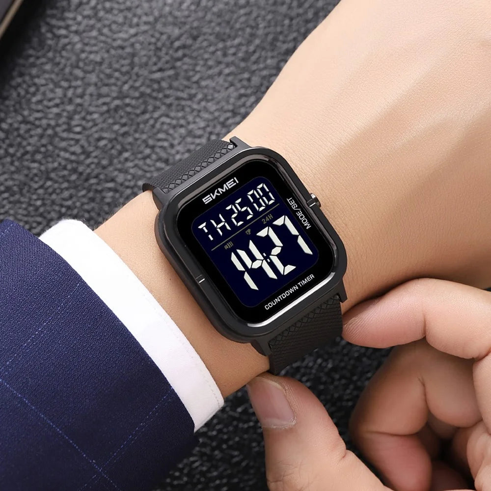 SKMEI 2316 50m Waterproof Digital Watch Square Electronic Wristwatch with EL Backlight and Stopwatch - Gold+Black / Steel Strap - 7