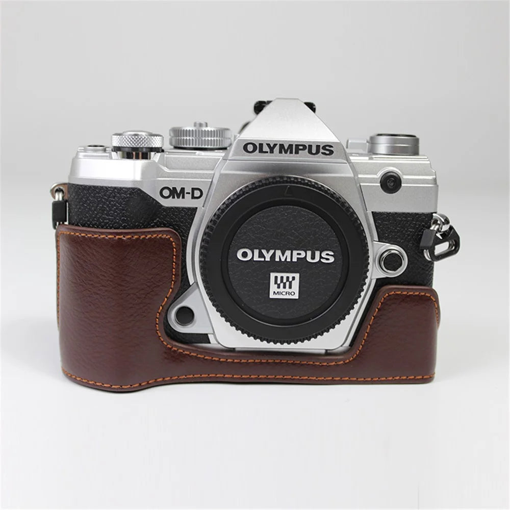 Genuine Leather Half Bottom Camera Protective Case Bag for for Olympus E-M5 Mark III / OM-5 - Brown - 1