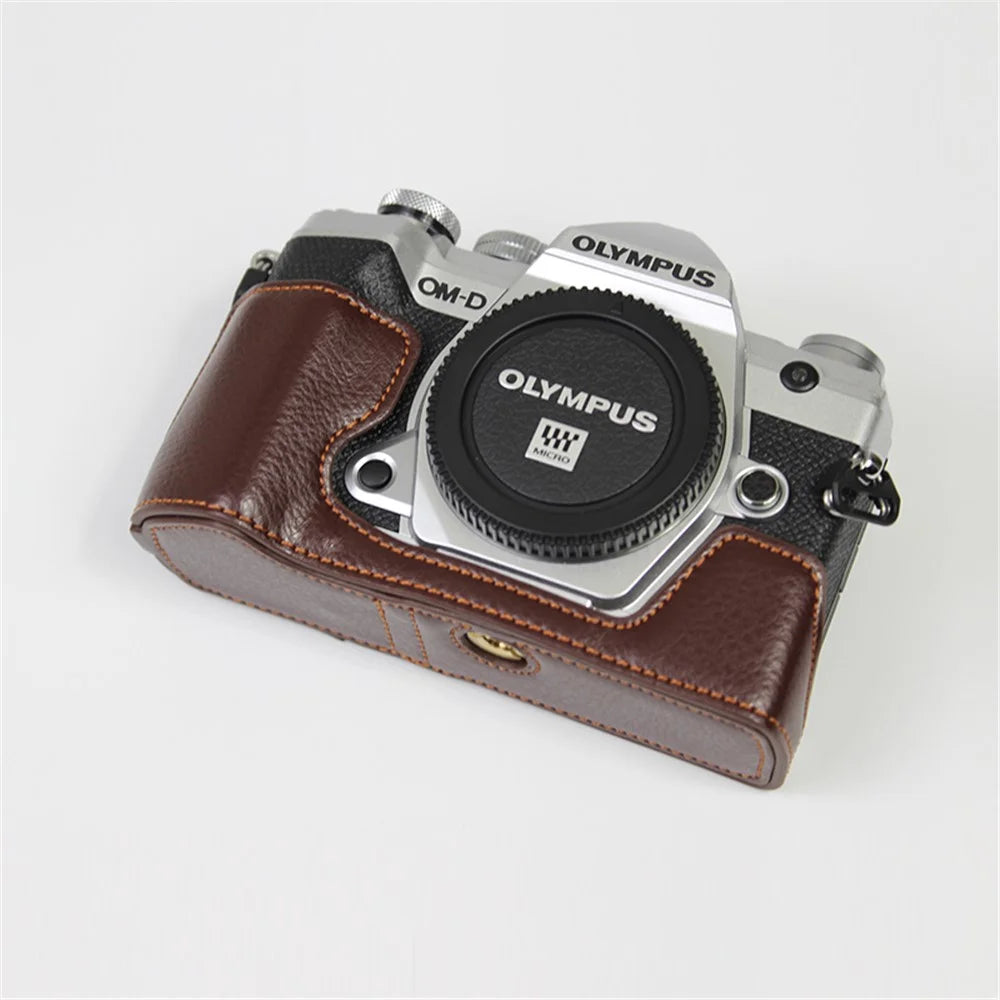 Genuine Leather Half Bottom Camera Protective Case Bag for for Olympus E-M5 Mark III / OM-5 - Brown - 2