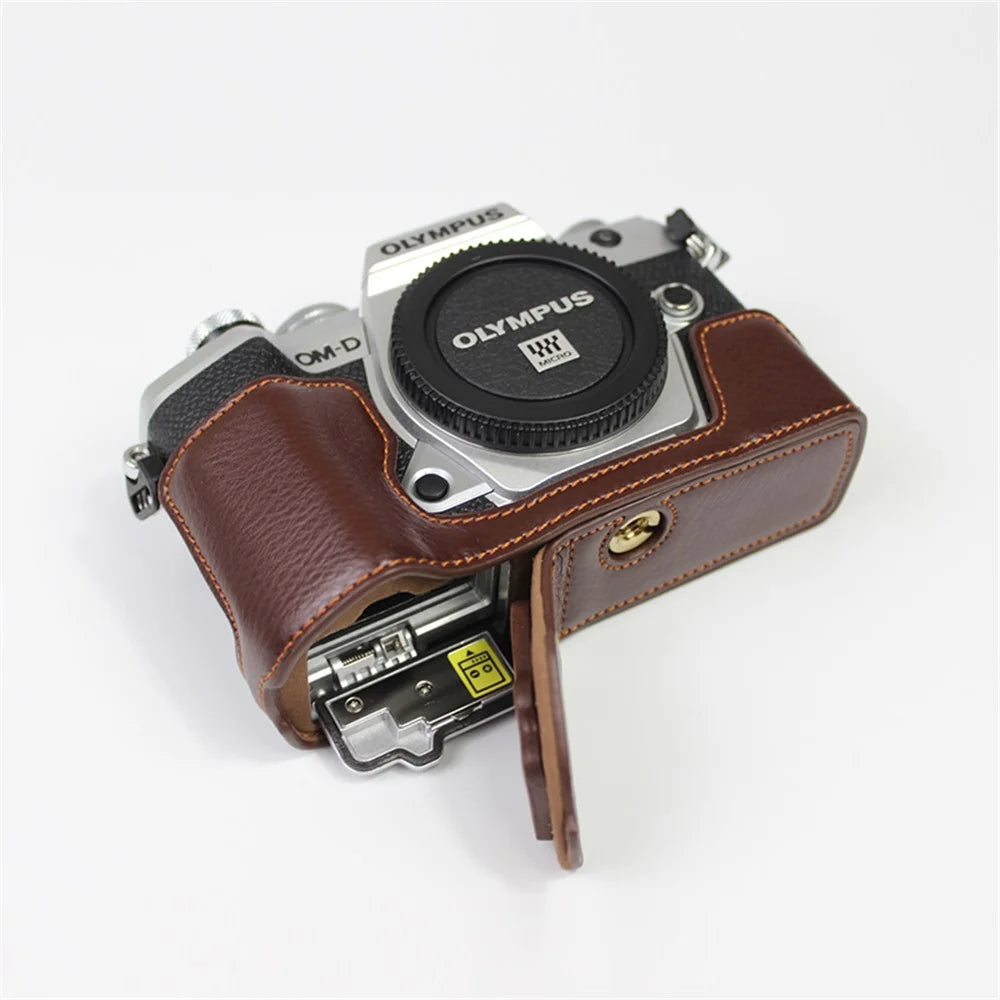 Genuine Leather Half Bottom Camera Protective Case Bag for for Olympus E-M5 Mark III / OM-5 - Brown - 5