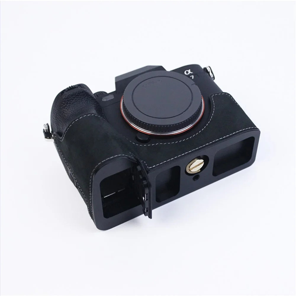 For Sony A7M4/A7S3/A1 Convenient Detachable Camera Bottom Case Protective Half Body Cover Holder - Black - 3