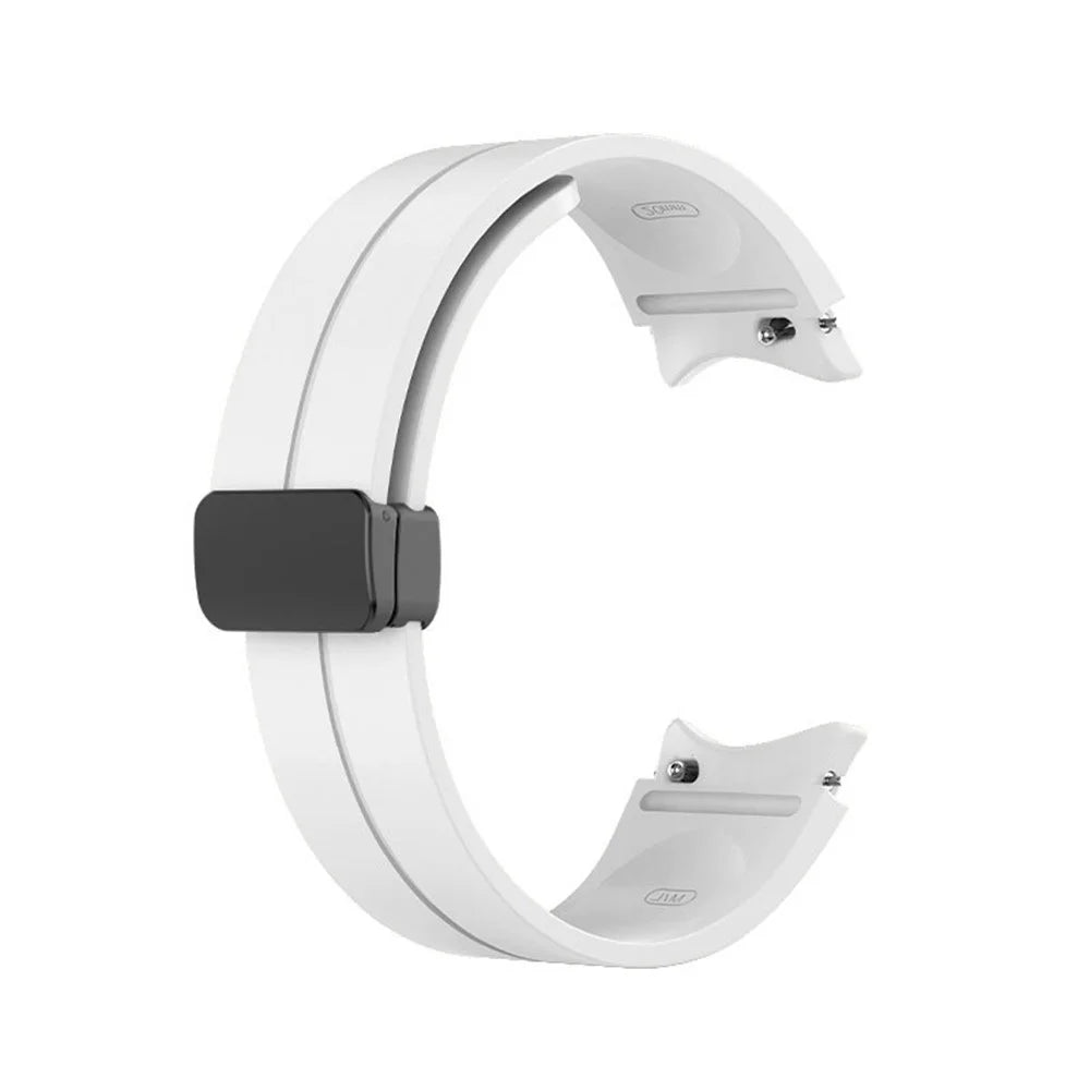For Samsung Galaxy Watch6 40mm / 44mm / Watch6 Classic 43mm /  47mm / Watch 5 40mm / 44mm / Watch 5 Pro 45mm Silicone Watch Band Replacement Folding Buckle Wrist Strap - White - 4