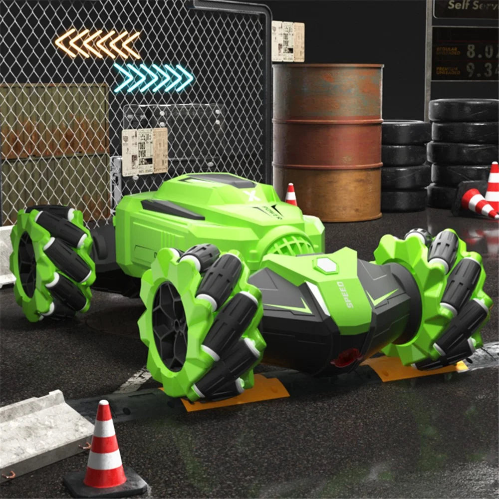Q177 RC Stunt Twister Car Music Light Kids 2.4G Remote Control Four Wheel Car Toy, 1 Battery - Green - 6