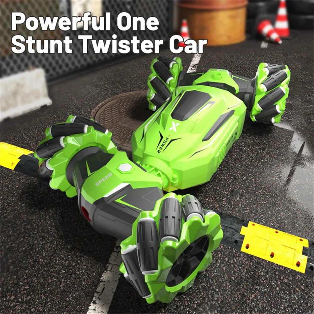 Q177 RC Stunt Twister Car Music Light Kids 2.4G Remote Control Four Wheel Car Toy, 2 Batteries - Green - 3