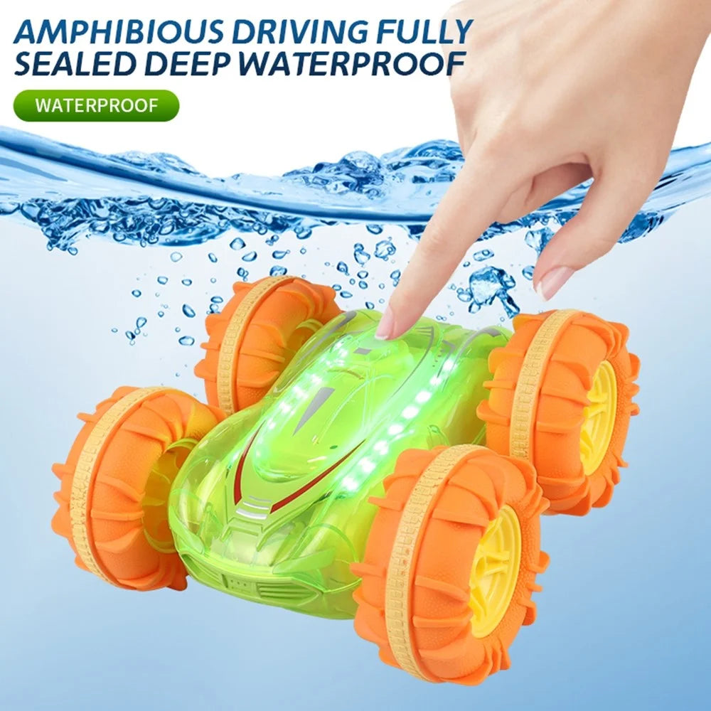 JC014 2.4G Remote Control Stunt Car Amphibious Vehicle Gift with 7 Color LED Lights (CE / CPC / EN71 / ASTM / CPSIA Certified) - Transparent Green - 3